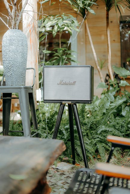 Outdoor Speakers: Sonos Move 2, UE Hyperboom, JBL Boombox 3